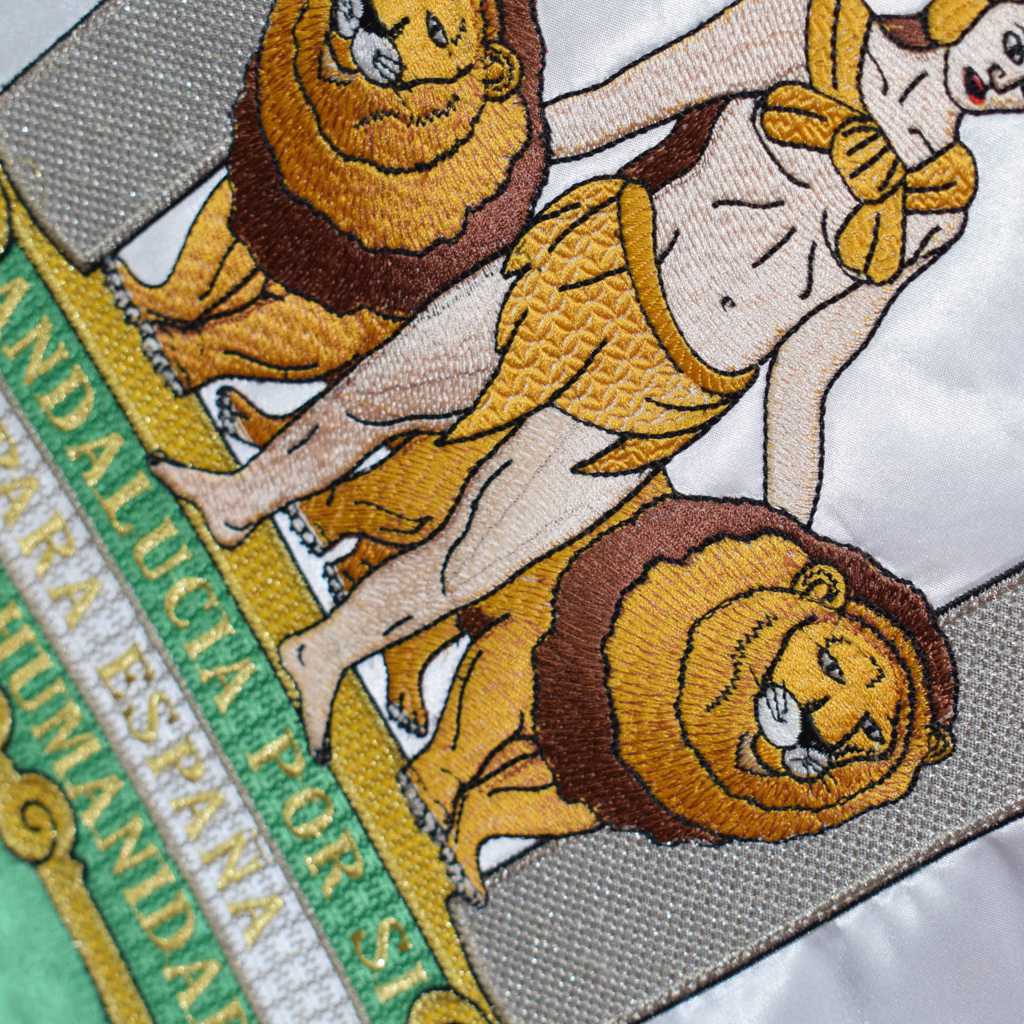 Banderas Artesanales o Bordadas